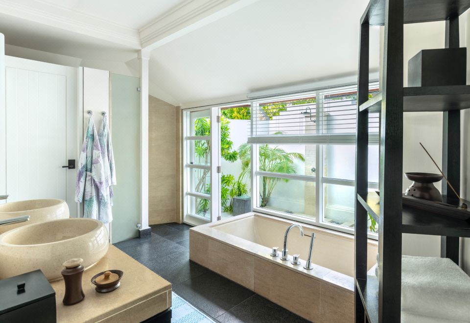 花園庭院別墅帶泳池