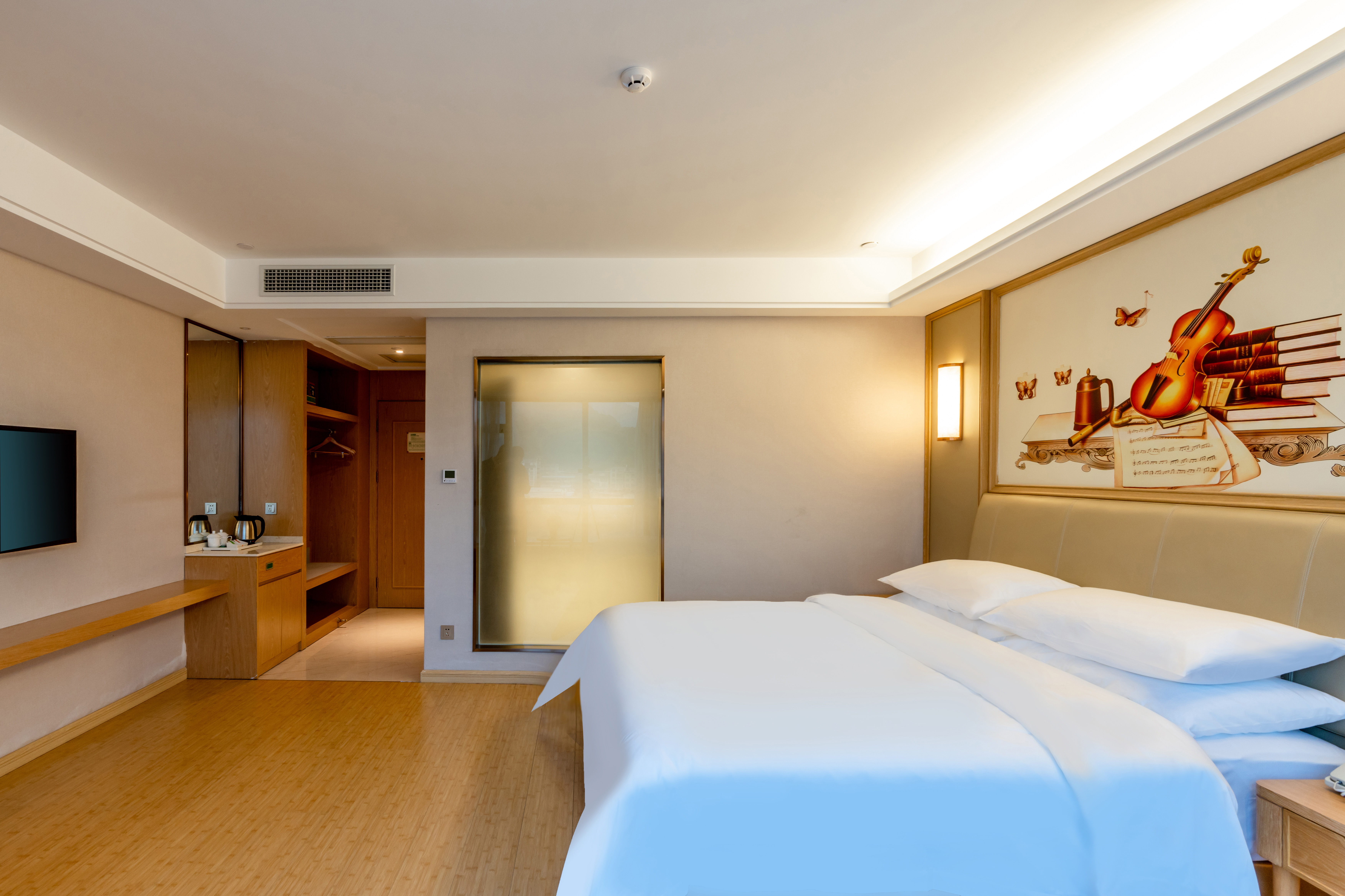 行政大床房（零压助眠床品+高端茶室）