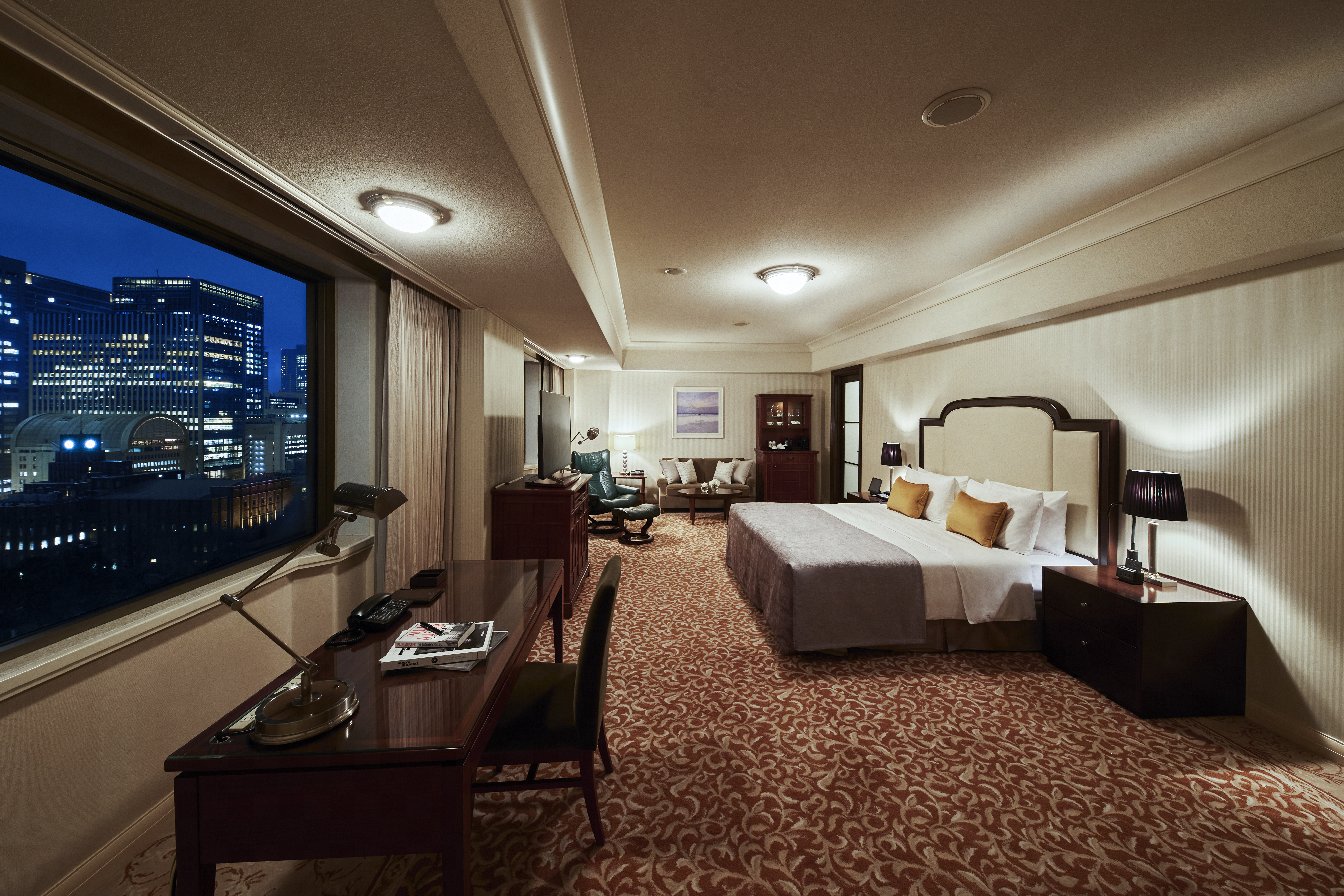 【本馆】帝国楼层 精致特大床套房 禁烟