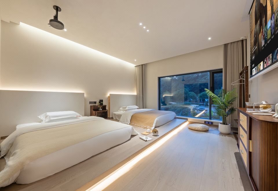 Qieman Scenic Projection Twin Room With Smart Control, Smart Toilet, And Air Conditioning Floor Heating