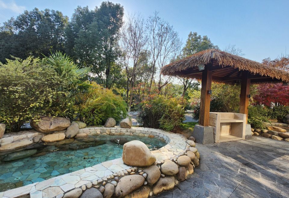 8号楼·阳台观景大床房