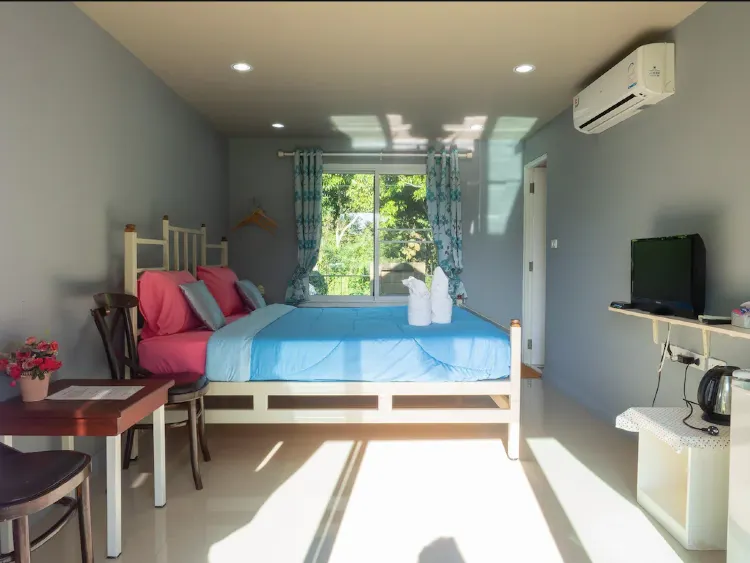 Studio with Mountain Roof View