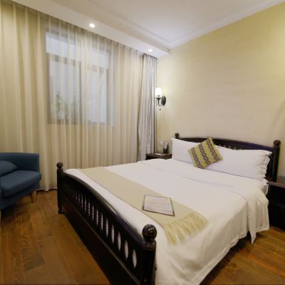 負離子優選大床房（LEOXAO洗護套裝+獨立冰箱） 蘇荷精選花園別墅飯店（上海交通大學地鐵站武康大樓旗艦店）優惠