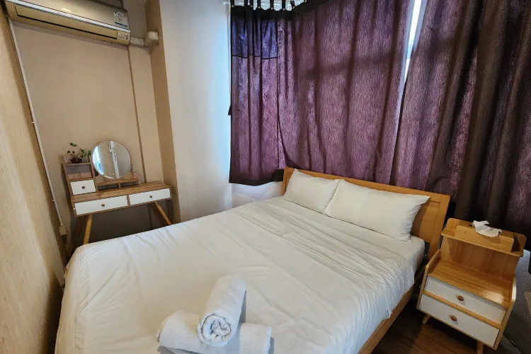 ห้องมาตรฐานส่วนตัวพร้อมห้องน้ำรวม