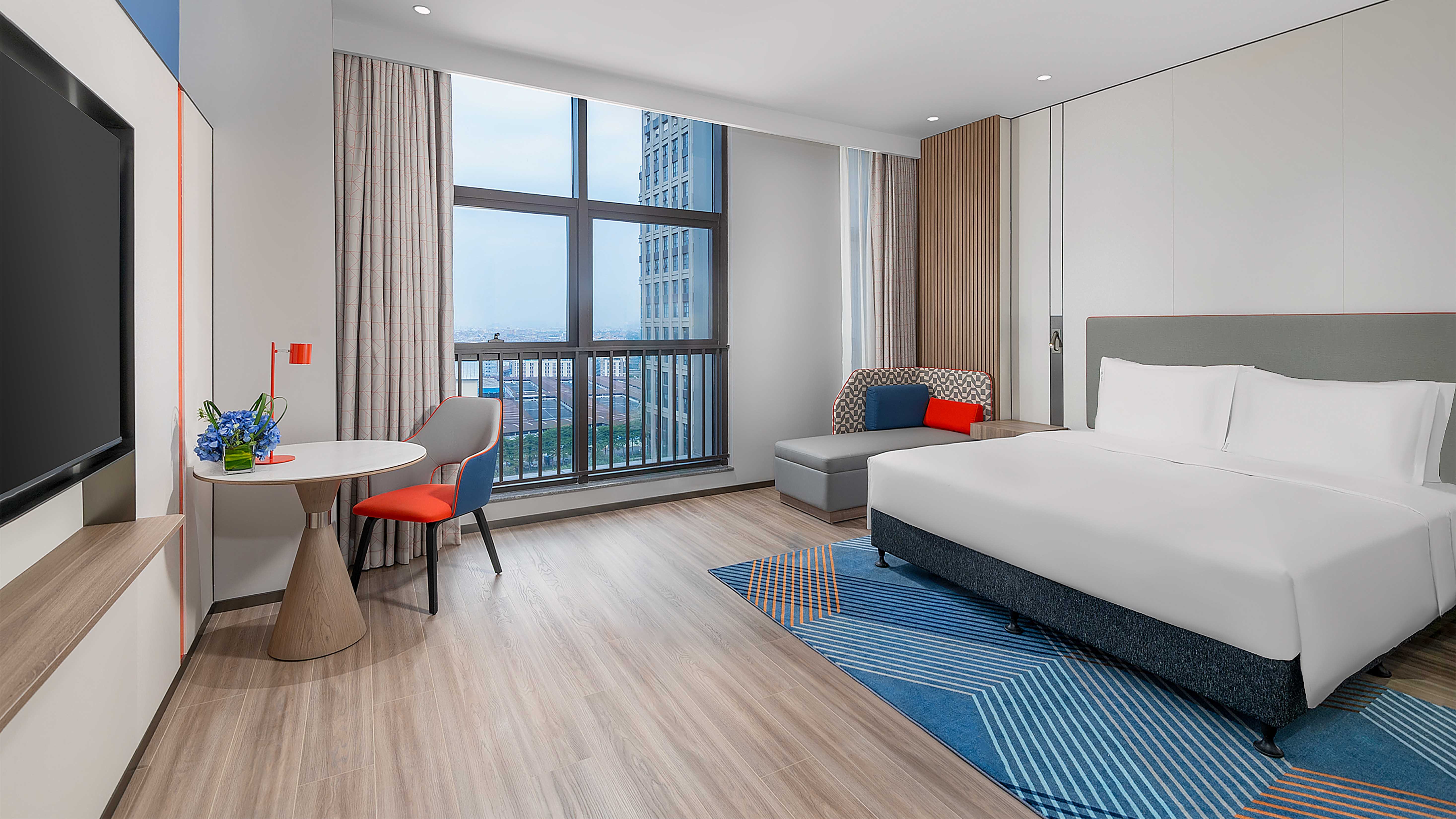 Holiday Inn Express Foshan New City, an IHG hotel高級房 超大床（更大空間）