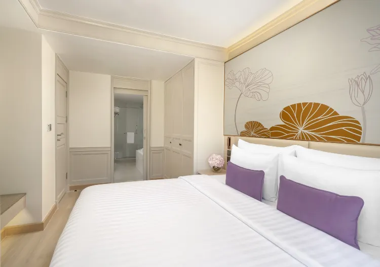 ห้องทริปเปิลสวีทแบบหนึ่งห้องนอนพร้อมระเบียง