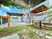 Auguri Bercham Landed | 6BR | Karaoke Set | BBQ Hotéis em 