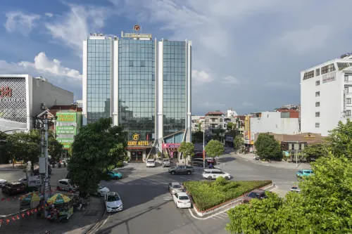Luxury6 Hotel