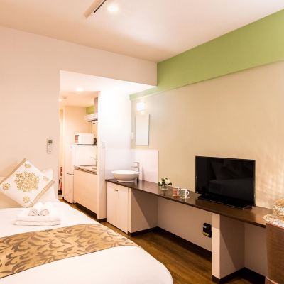 ダブルルーム(禁煙) ミスター金城プレミアムホームイン北谷 I クーポン