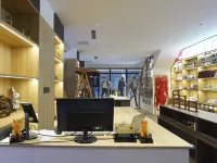 Qingcheng Cultural Creative Chinese Inn (Tourism Service Center of West Changbai Mountain)