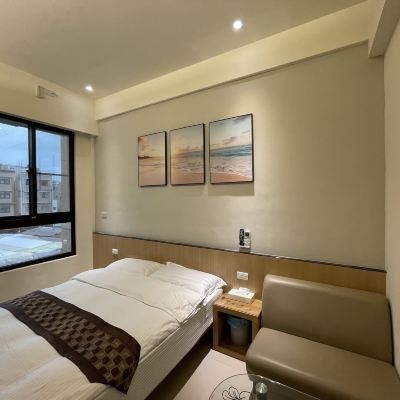 Creative Triple Room Cherry Inn Promo Code