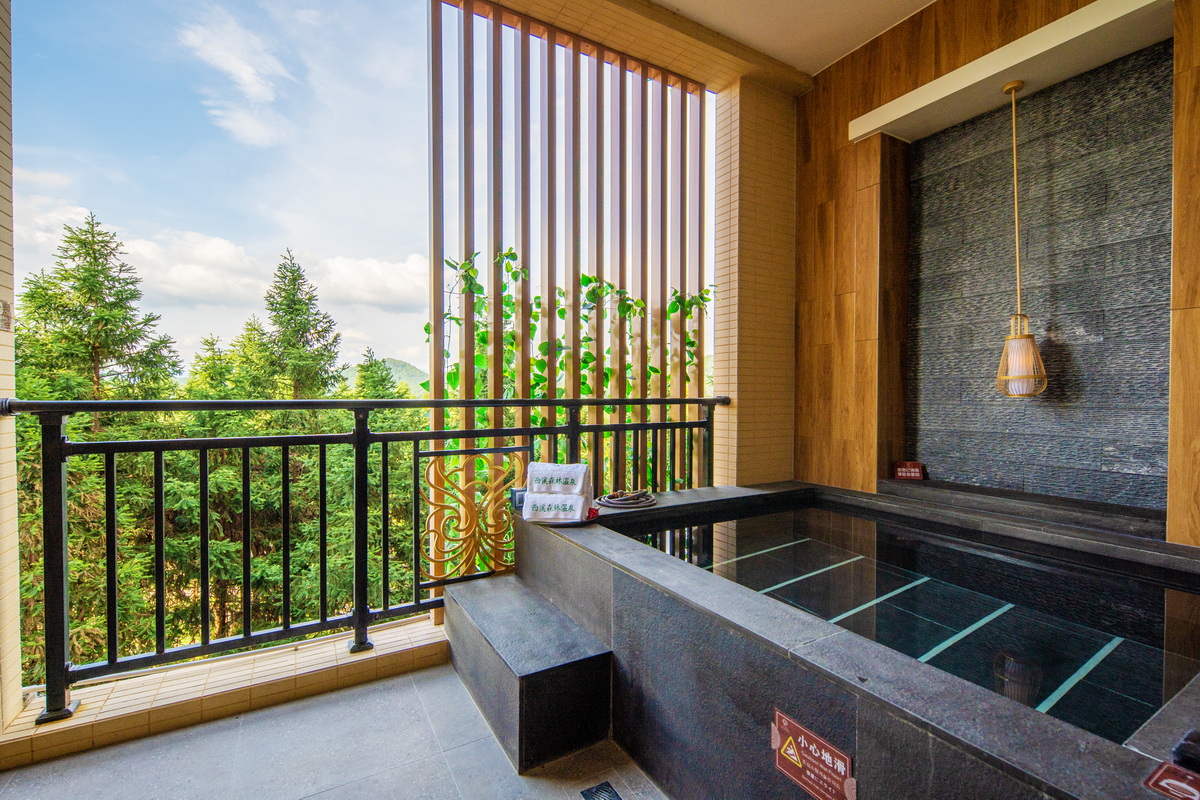 酒店B栋家庭房I独立泡池