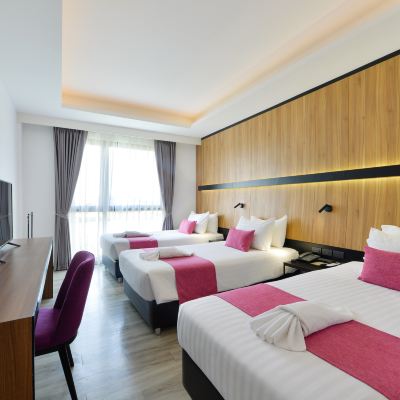 湖景豪華三人房 蓋特43機場飯店優惠