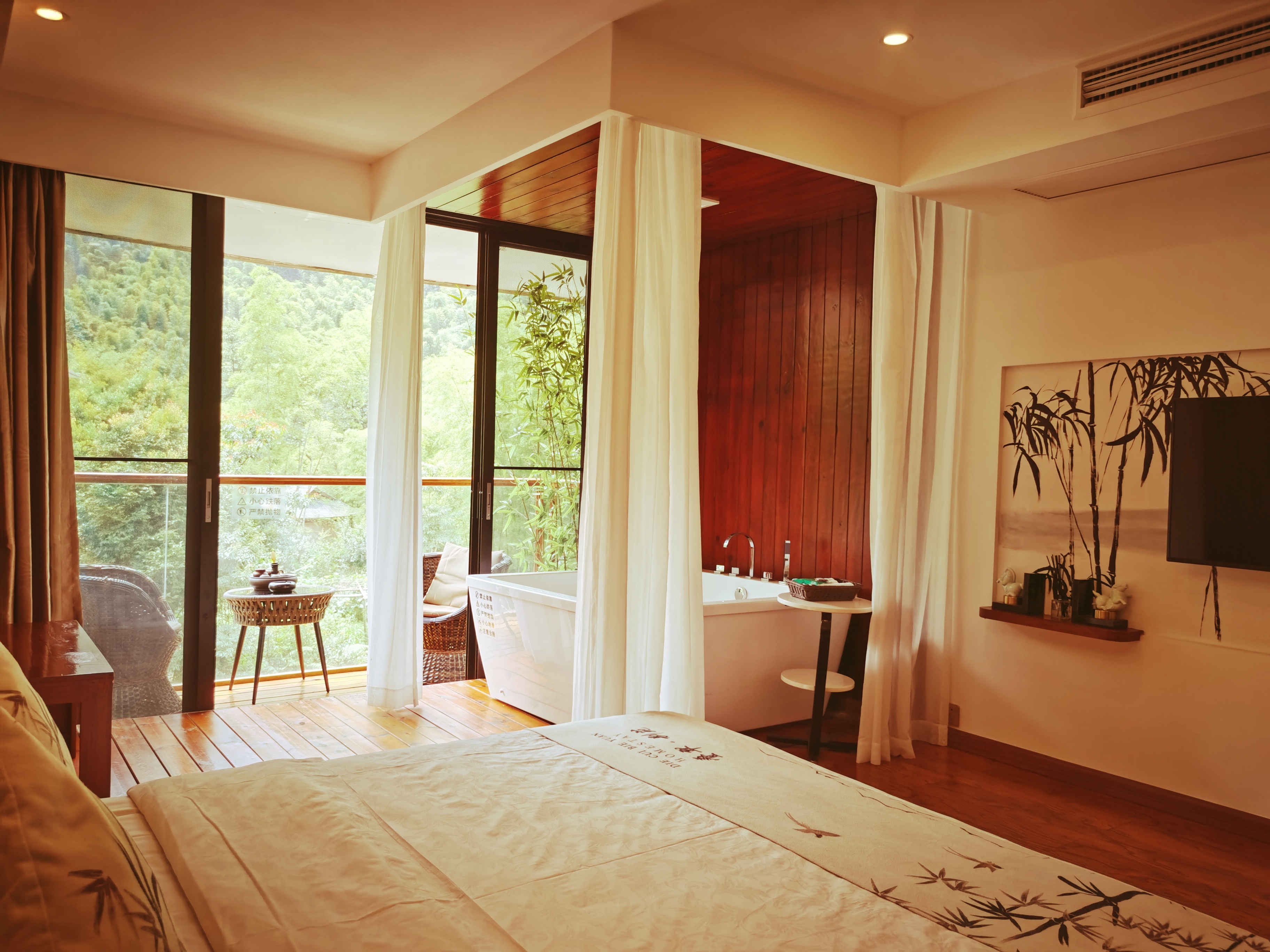 竹语日式大床房（浴缸+阳台+高品质床品）