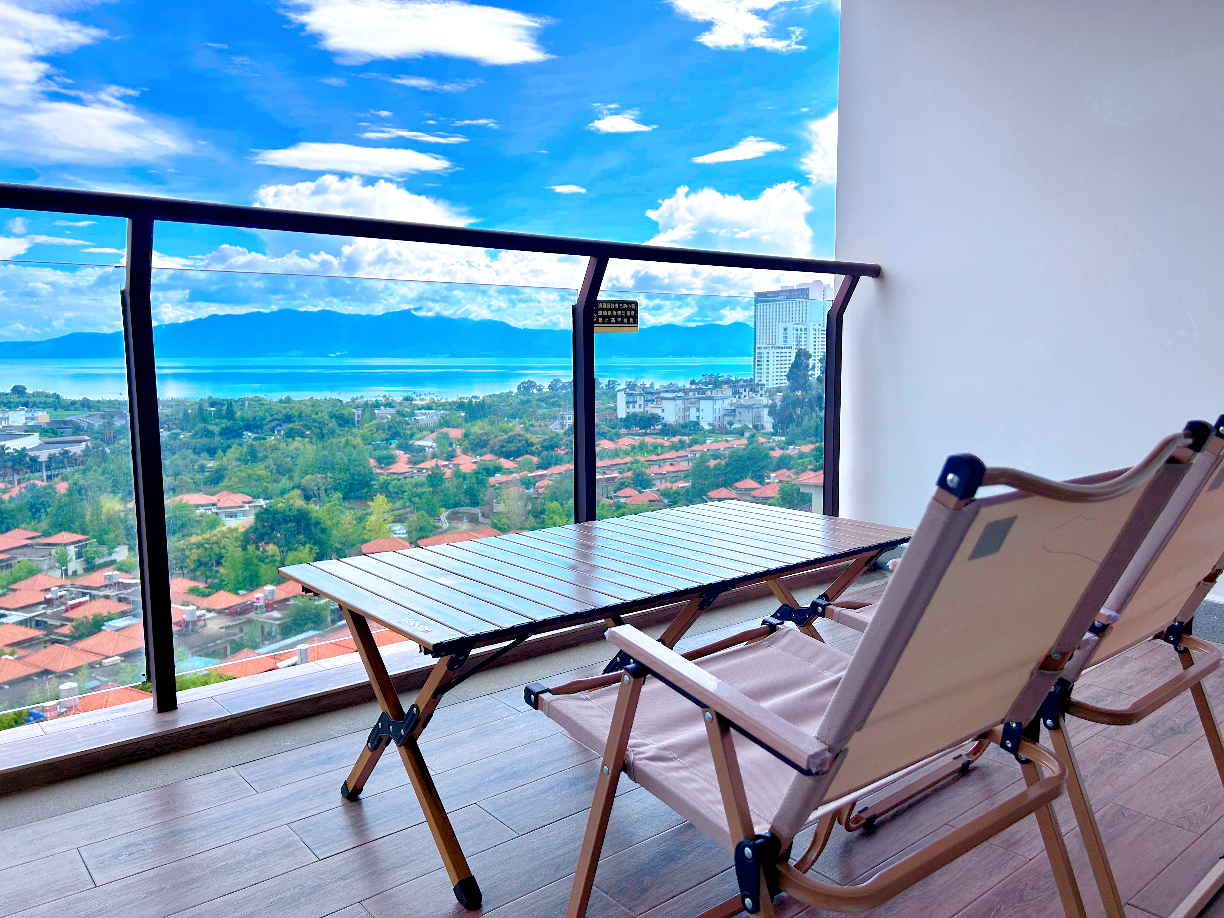 听风·全湖景露台大床房