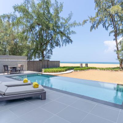 Two Bedroom Pool Suite With Beachfront View