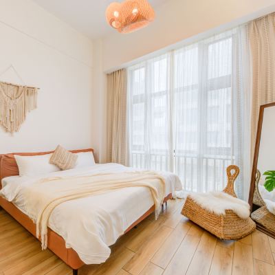 陽光loft影音雙床房（4K投影&冰箱洗衣機&開放式廚房） 素可泰民宿（珠海拱北口岸店）優惠