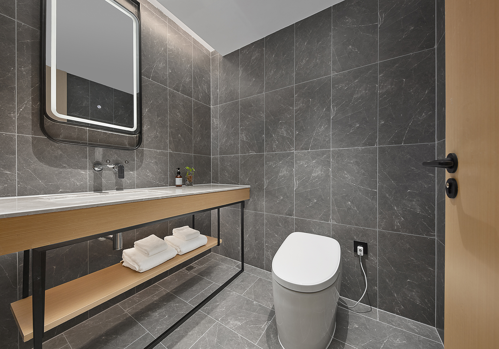 行政大床房（智能客控+记忆枕+空调+冰箱）