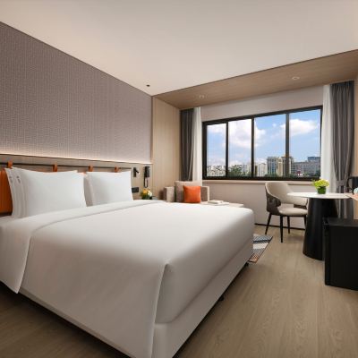 高級房大床帶小冰箱 北京禮士智選假日飯店優惠