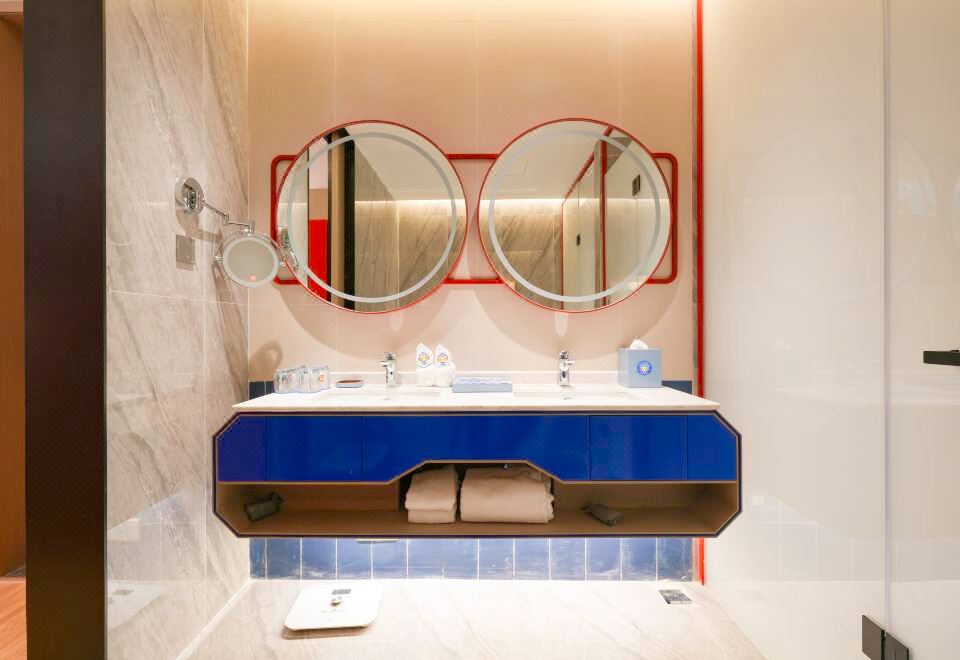 奥特英雄尊享套房