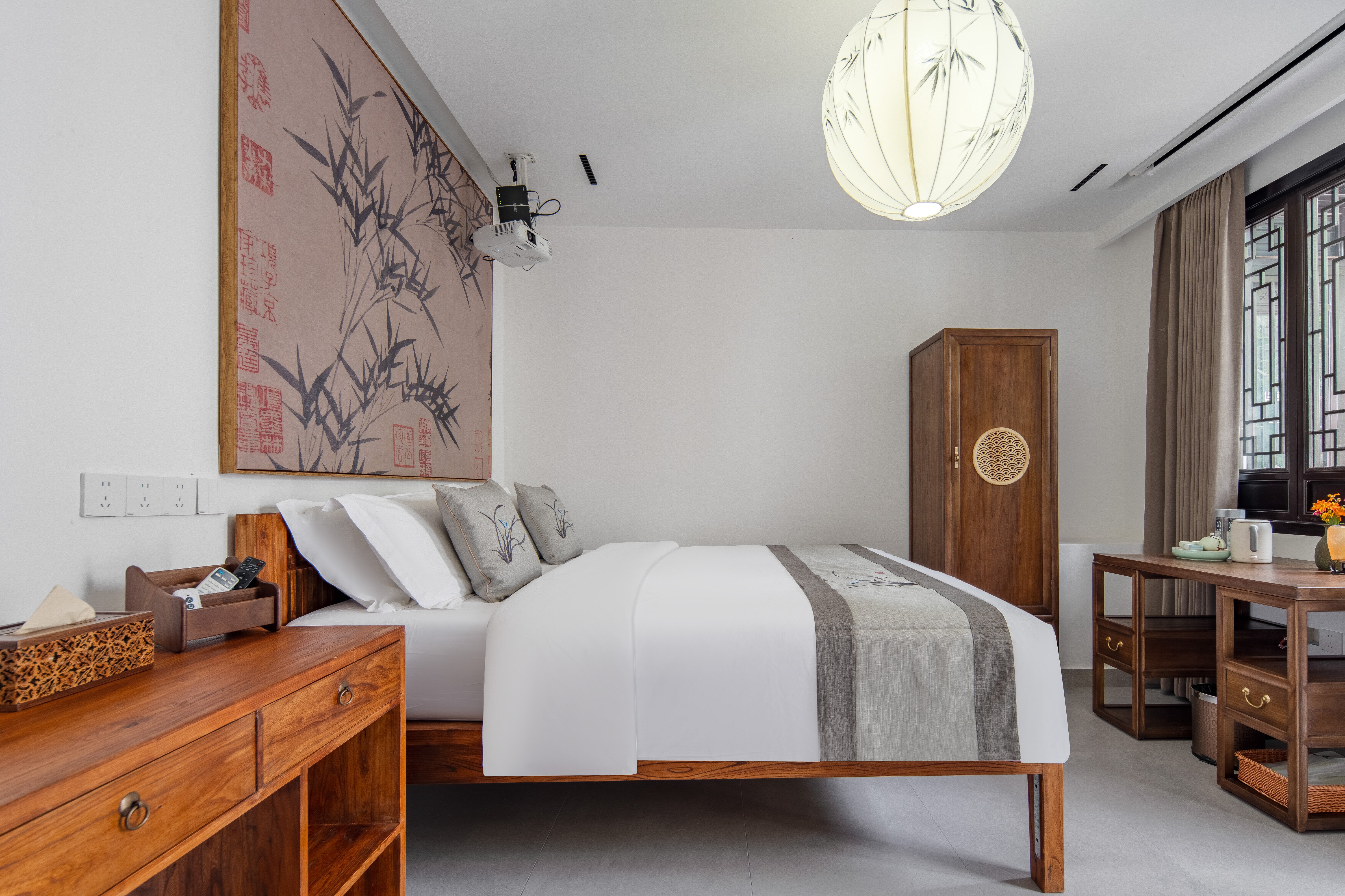 见山·大床房（全屋暖气+巨幕投影+戴森吹风机）