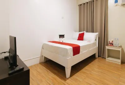 RedDoorz @ Golite Old Albay Hotele w: 