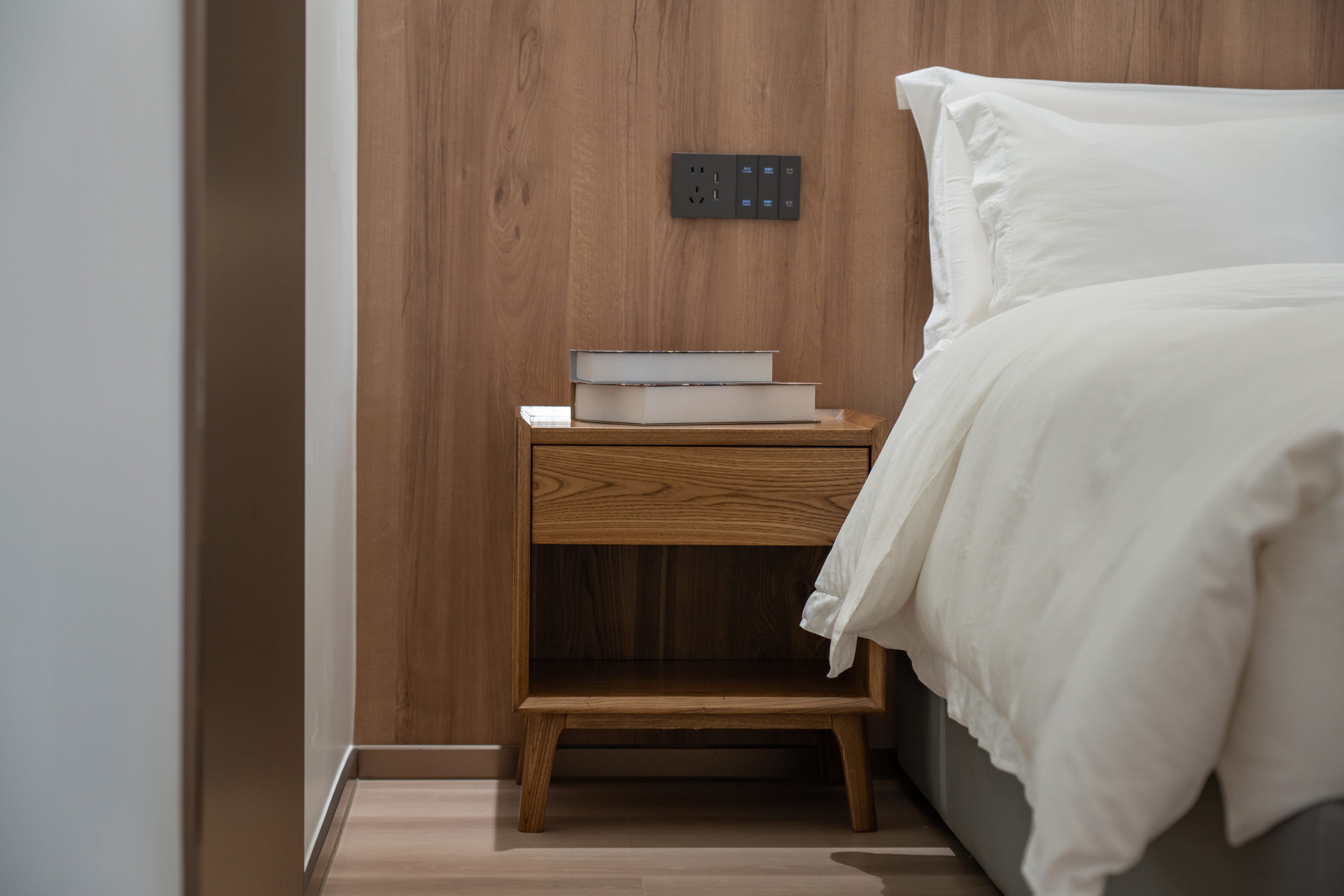 山薇·投影家庭房+巨幕投影+好眠床品+智能马桶