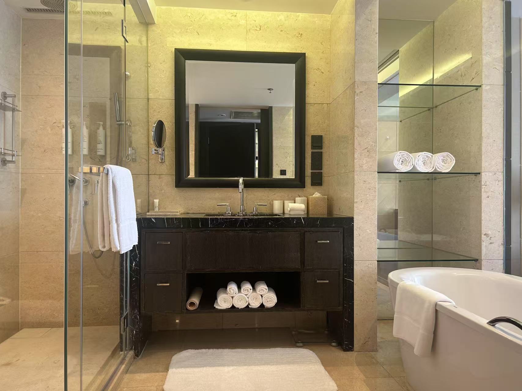 家庭一居室套房