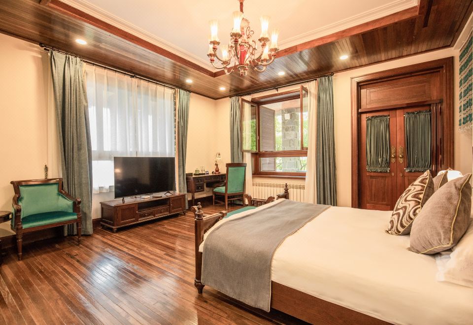 老100剑庐别墅（七室三厅十衞+包厢+棋牌室）