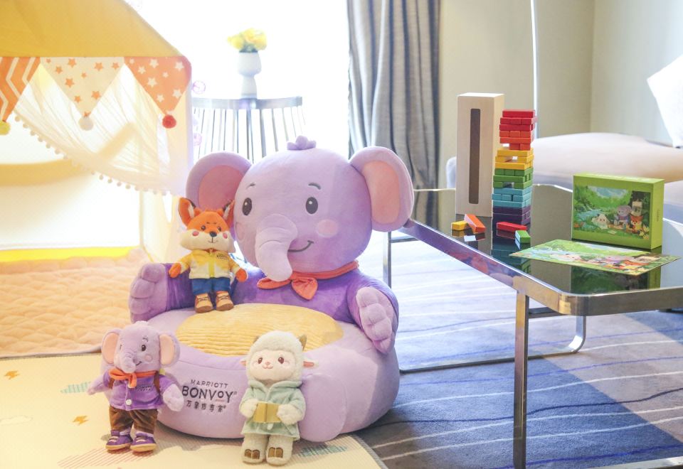 诺亚的丛林探险主题亲子房