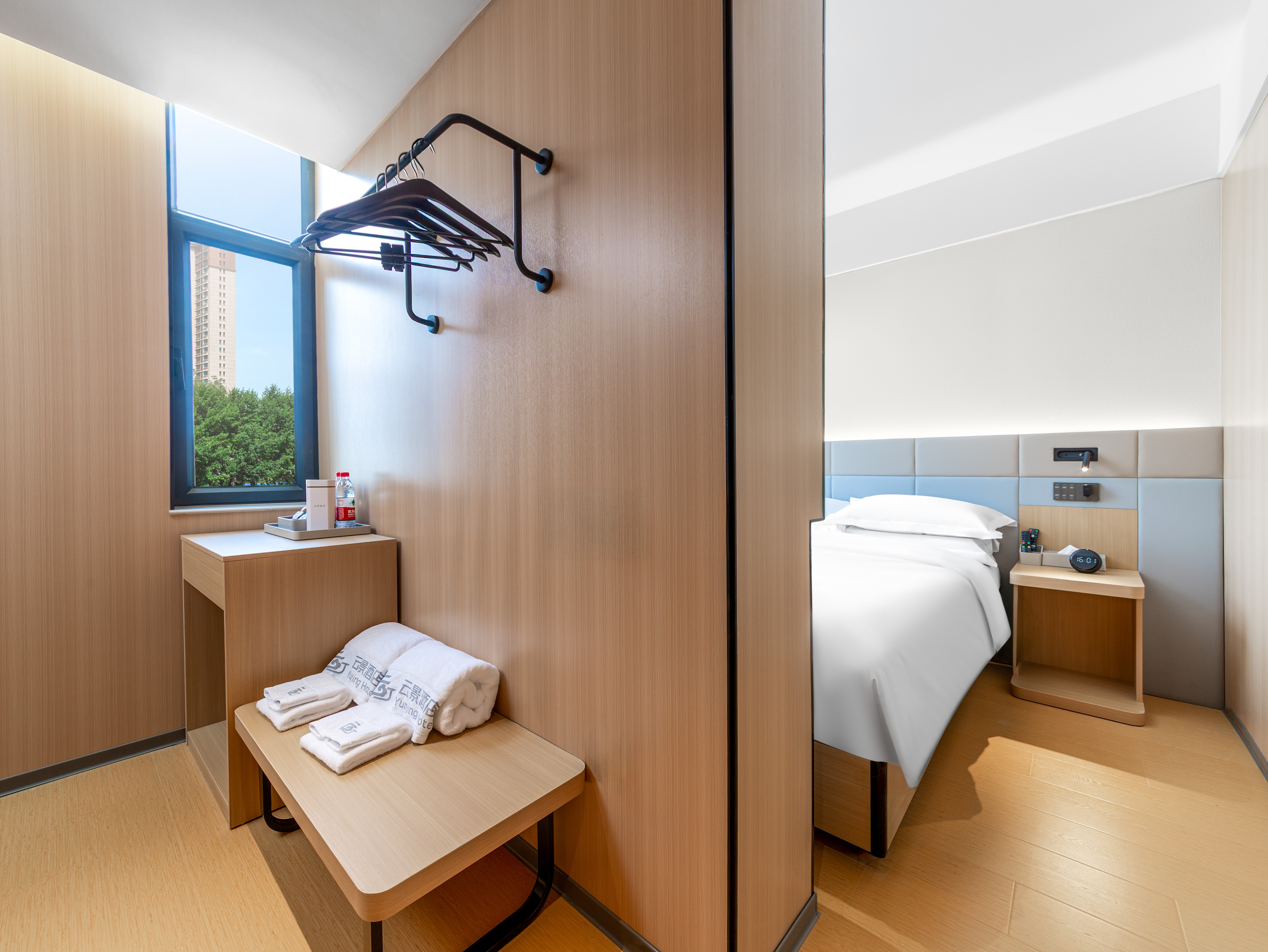 玲瓏丨雅緻大床房