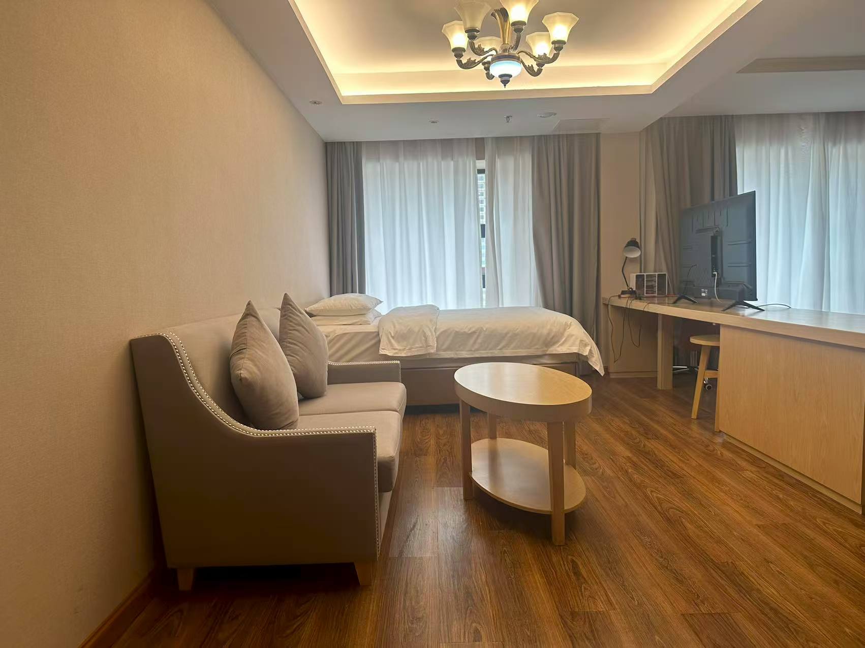 豪华家庭房｜中央空调｜新风净化｜深睡记忆枕