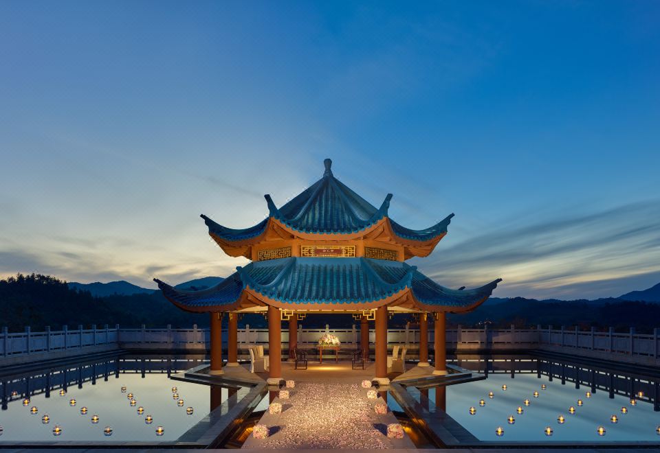 Imperial Springs GuangzhouSuite (Soaking Tub)