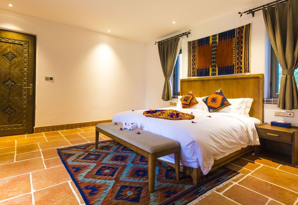 Xikang Yunshe Wellness & Resort HainanMoroccan Red Villa King Suite
