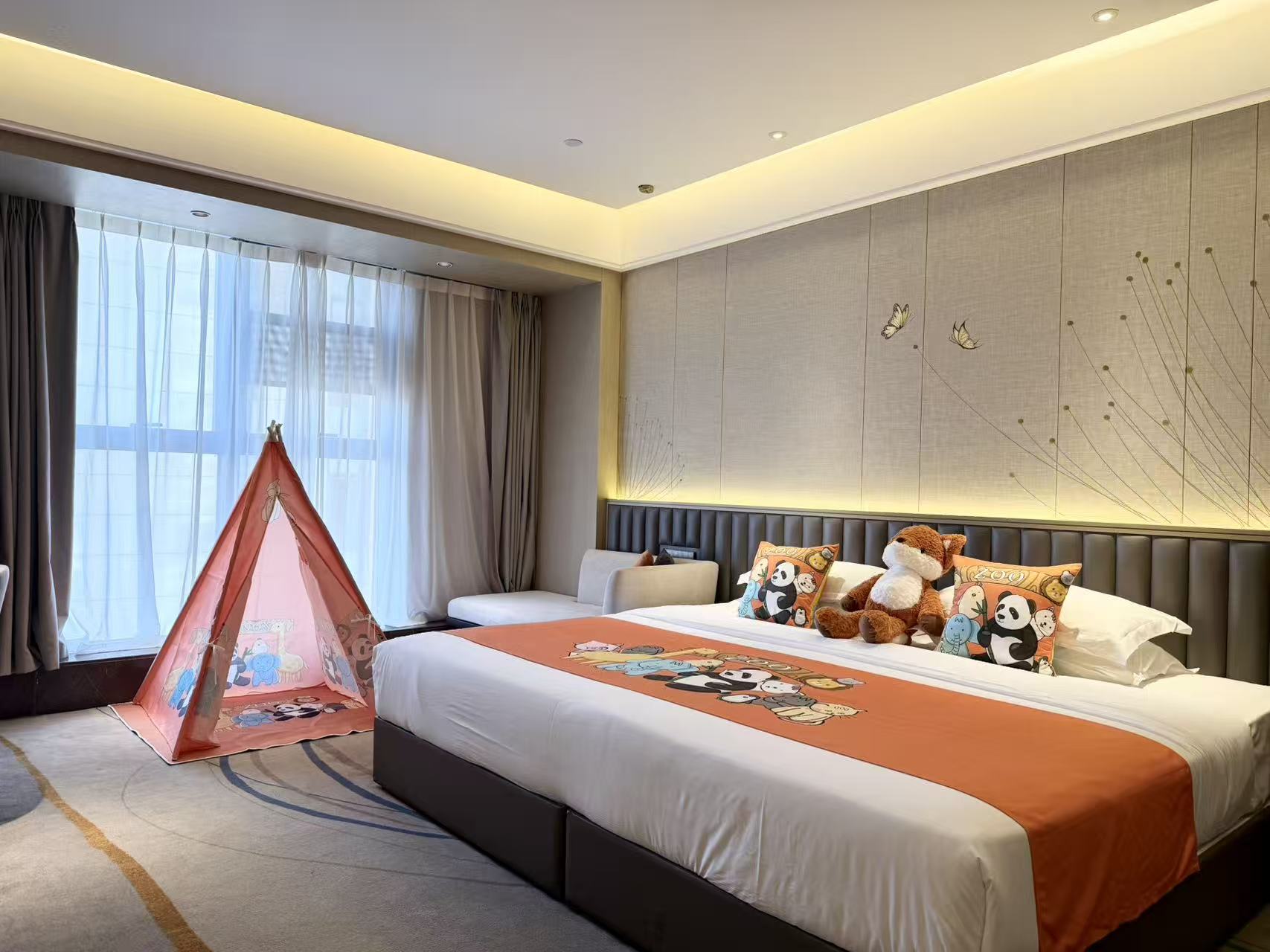 豪华亲子房