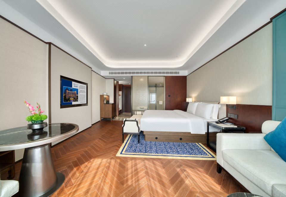 ZhouShan CaiFu HotelDeluxe Queen Room