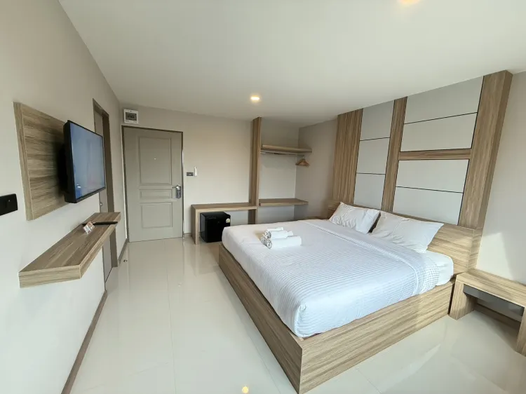 สแตนดาร์ด คิงส์รูมการ์เด้นวิว