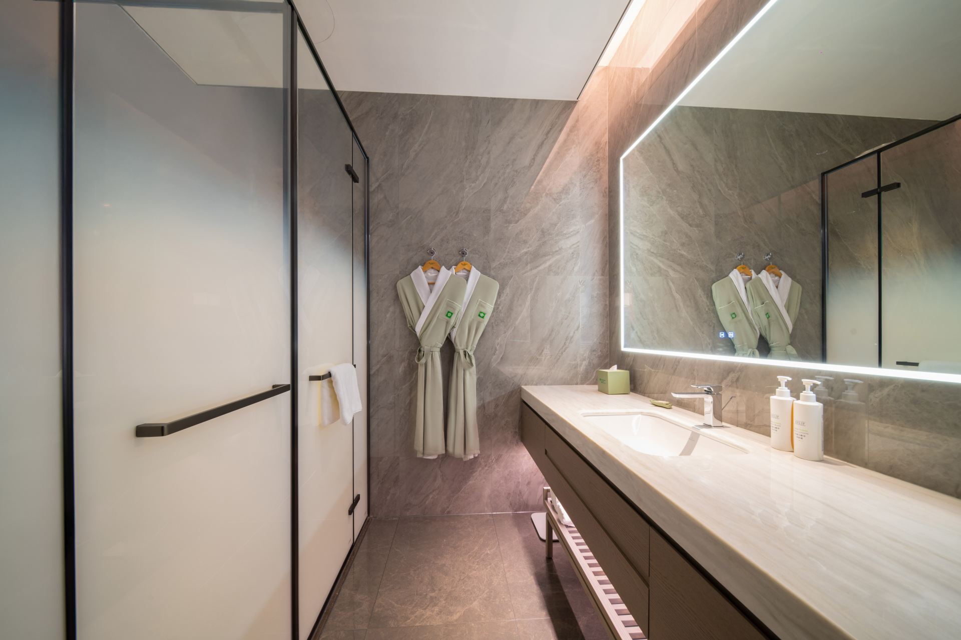Boutique Queen Room