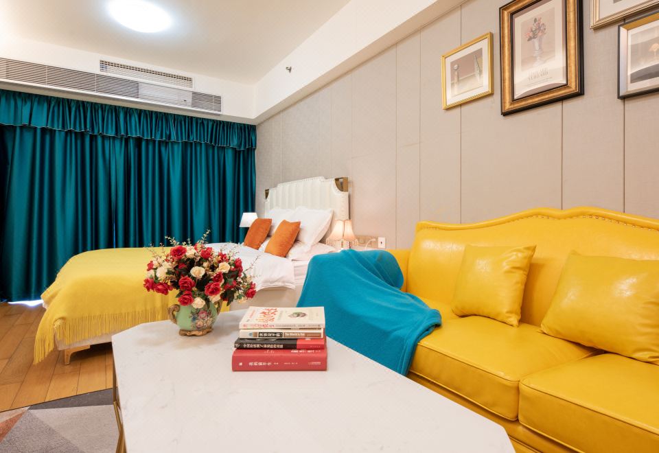 轻奢现代豪华房（独立大阳台＋洗衣机）