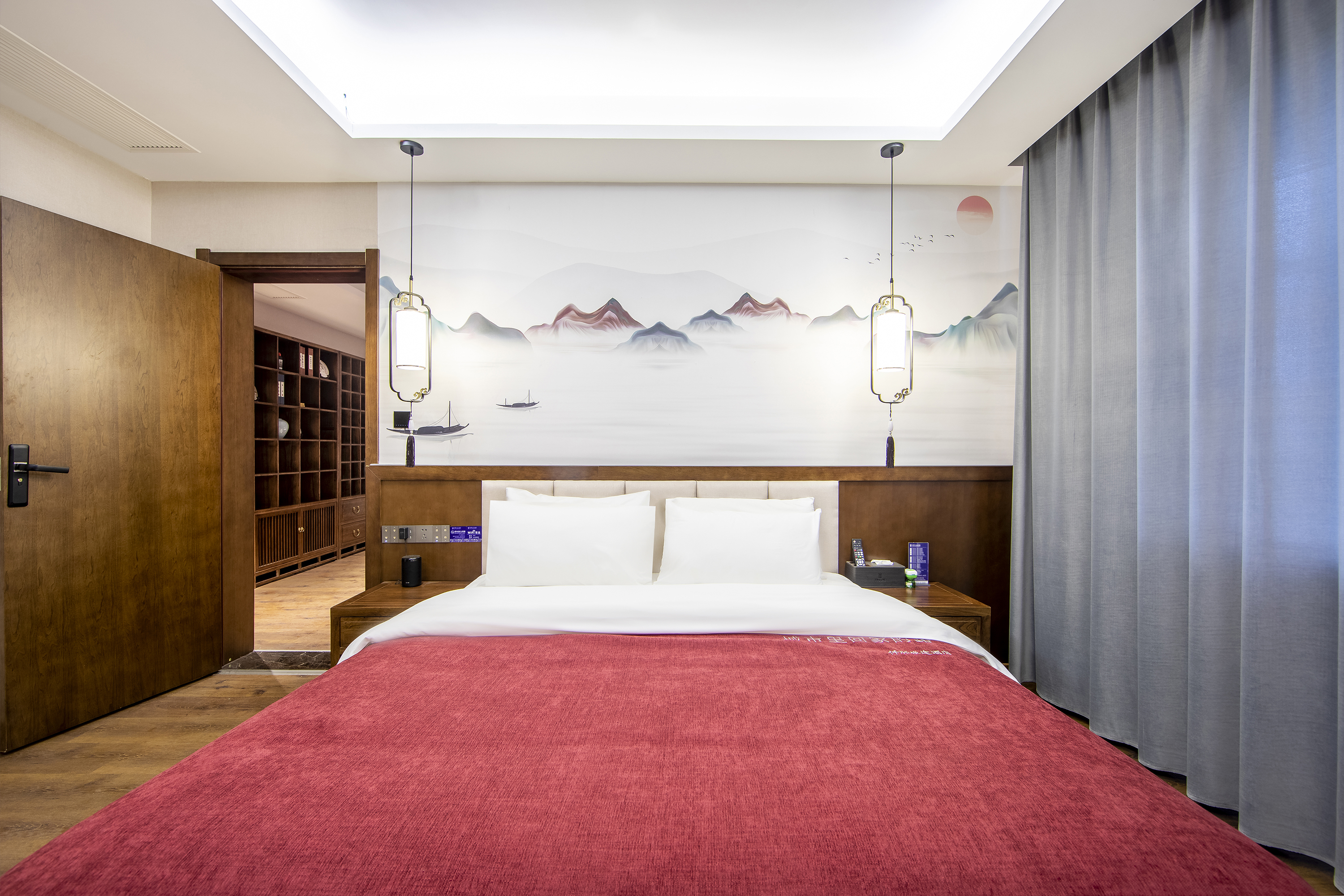 隐士套房（中式茶台+一室一厅+语音智控）