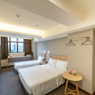 元城市豪華四人城景房 名迪城市飯店優惠