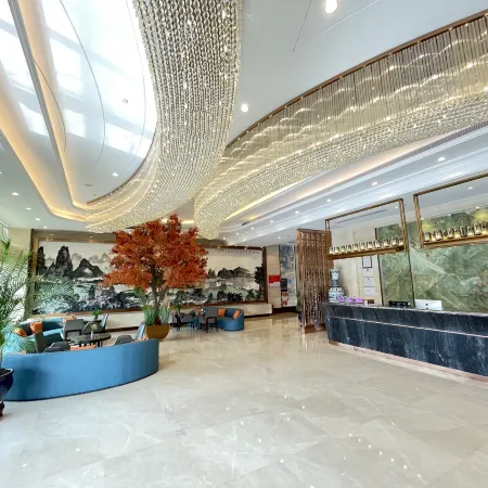 Poch Dream Hotel