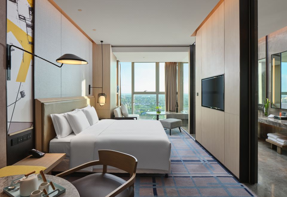 Crowne Plaza QidongRiver-view Suite