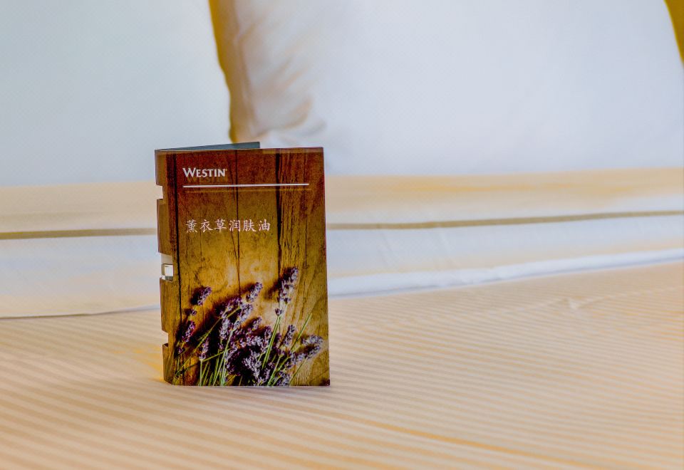 皇冠豪华江景双床房