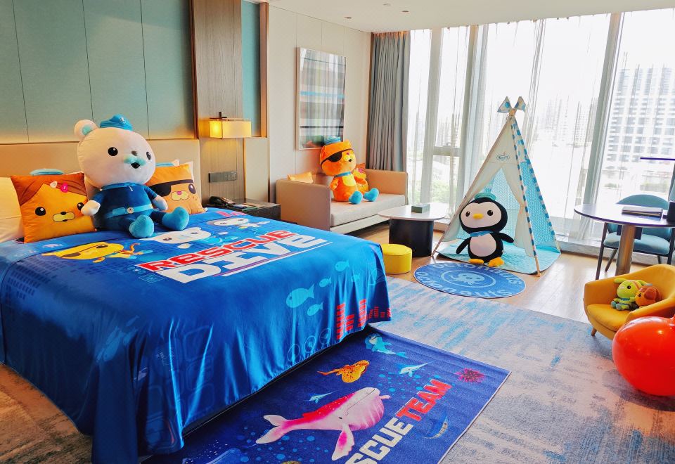 海底小縱隊主題房（大床）