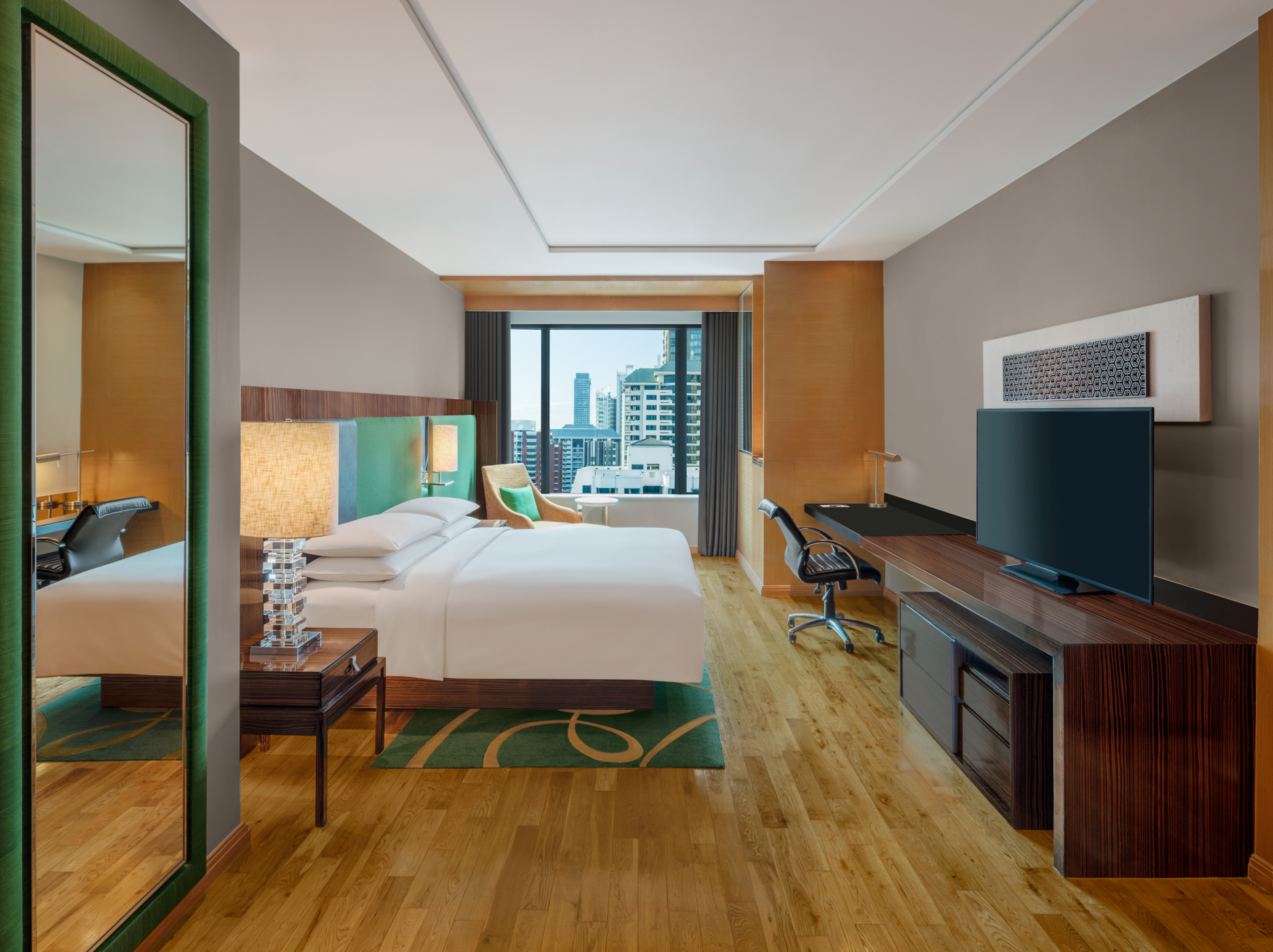 Renaissance Suite, Club Lounge Access, 1 King, Corner Room