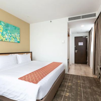 Bilik Deluxe King Kupon Hotel 7 Suria