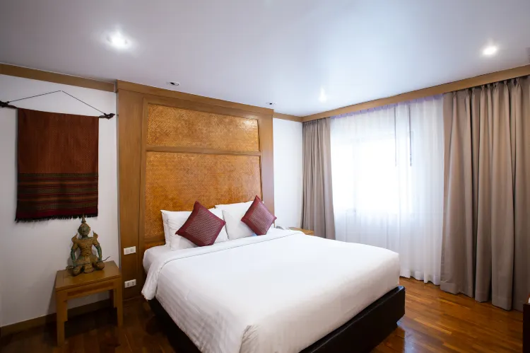 Surawong Suite