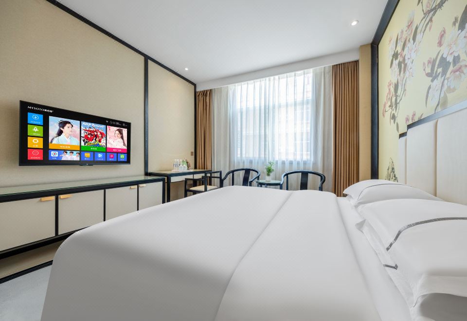 竹韻-豪華大床房（零圧床墊+精品旅行套裝+空調）