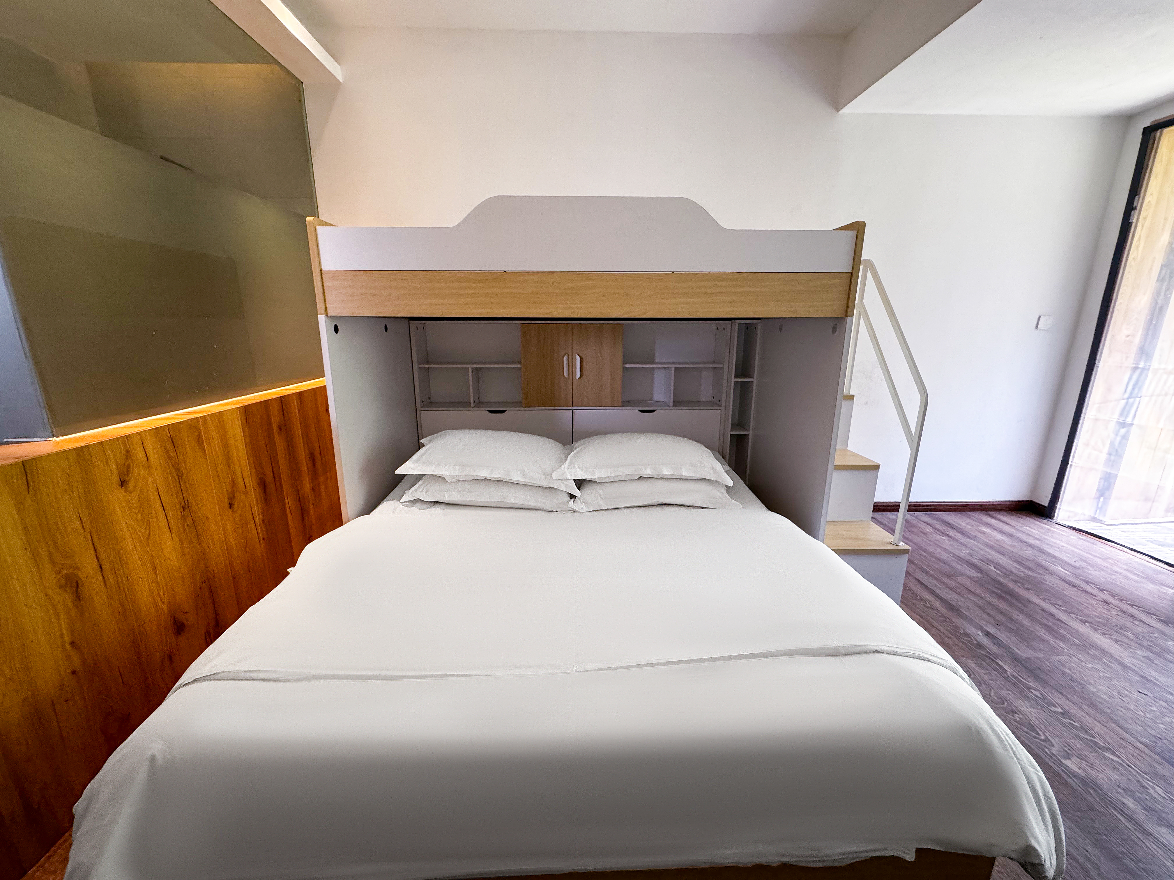 Surprise·乐言|彩蛋双床房「静音床垫+庭院观景」